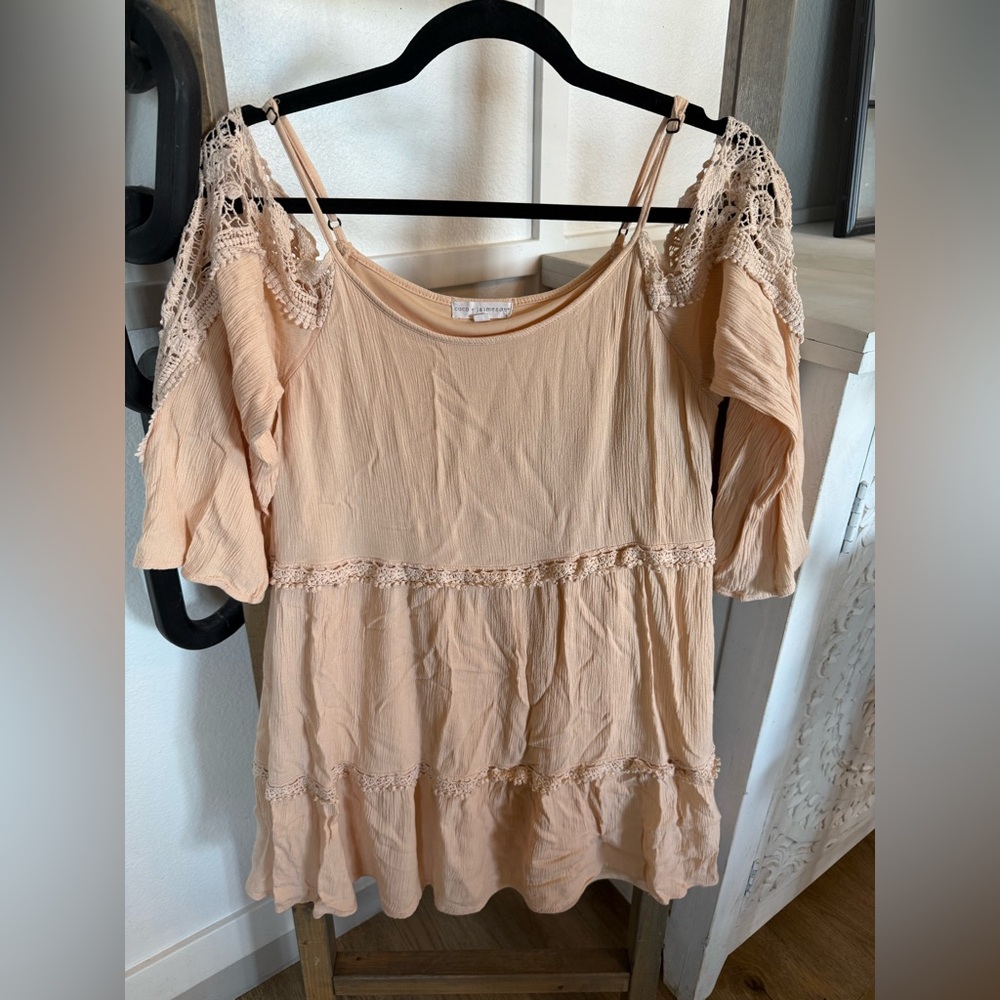 Coco + Jaimeson cold shoulder dress